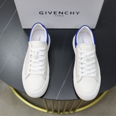 Givenchy Sneakers